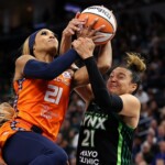 sun’s-dijonai-carrington-held-back-by-teammate-after-hard-foul-vs-lynx