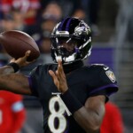 ravens’-lamar-jackson-doubles-down-on-message-to-sports-bettors:-‘we’re-not-worried-about-that’