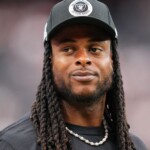 raiders-star-with-alleged-hamstring-woes-wants-trade-–-and-social-media-isn’t-buying-his-‘injury’