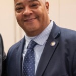 harlem-assemblyman-eddie-gibbs-taken-into-custody-after-interfering-with-cops-who-pulled-over-his-brother:-sources