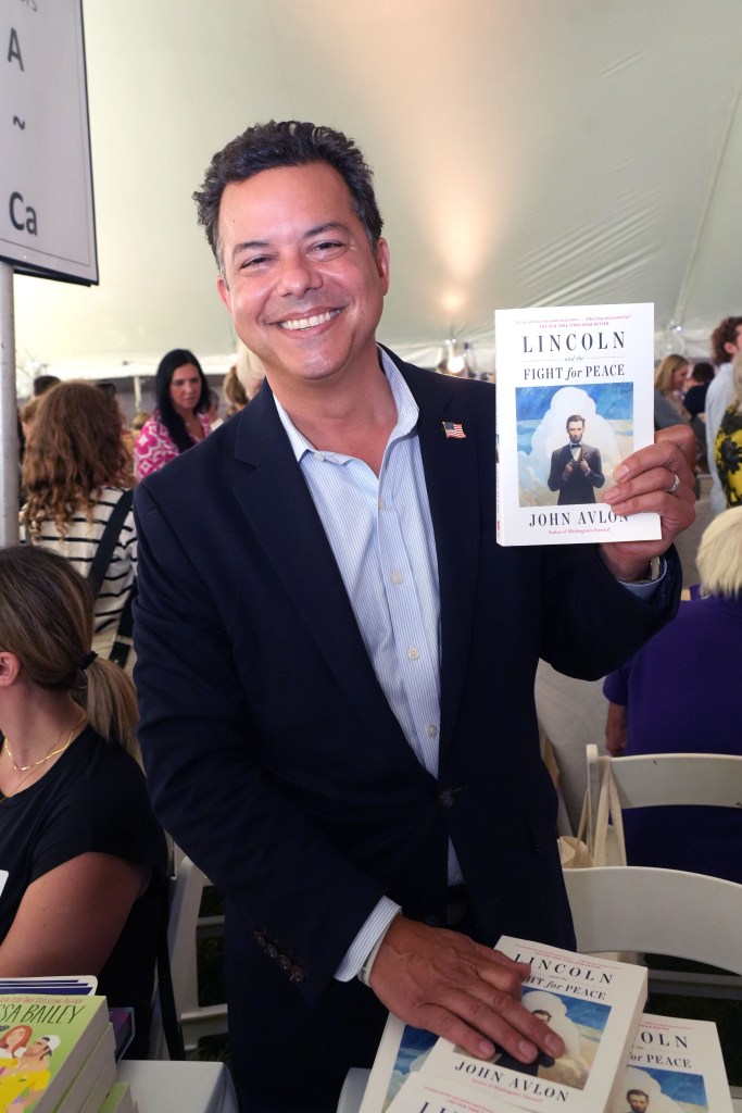 gop-rep.-nick-lalota-gets-trump-boost-over-democrat-john-avlon-in-battle-for-long-island-house-seat