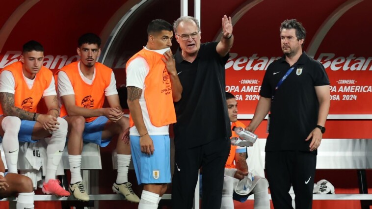 suarez-says-bielsa-causing-divide-within-uruguay