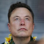 elon-musk,-matt-gaetz-accuse-fema-of-‘seizing’-aid,-stalling-starlink-deliveries-to-hurricane-helene-victims