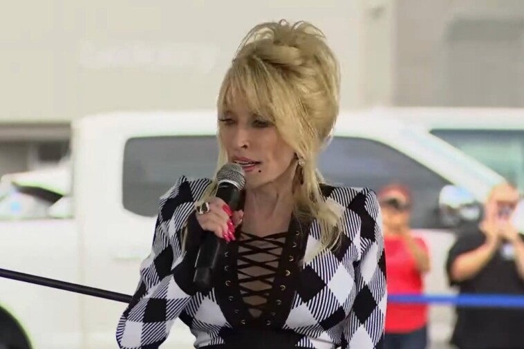 dolly-parton-donates-$1m-to-hurricane-helene-relief-effort:-‘these-are-my-people’