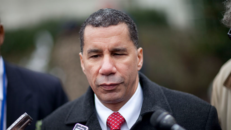 former-new-york-gov.-david-paterson,-stepson-attacked-by-group-of-suspects-while-walking-dog