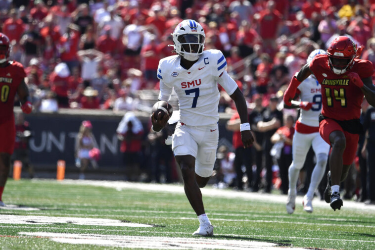 smu-beats-no.-22-louisville,-34–27,-to-take-pole-position-in-acc-race-after-fumble-is-overturned