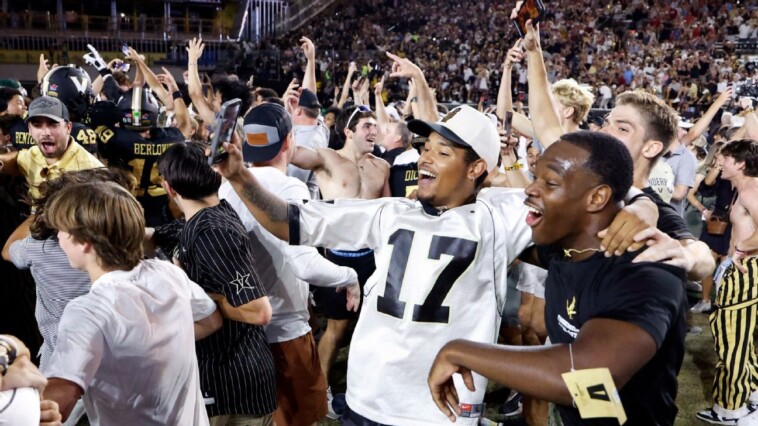 best-of-week-6:-charlie-brown-kicked-the-football-—-aka-vandy-beats-bama