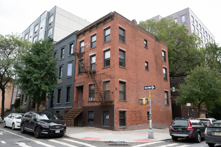 squadron-of-squatters-‘terrorized’-nyc-neighborhood-after-taking-control-of-$4m-brownstone