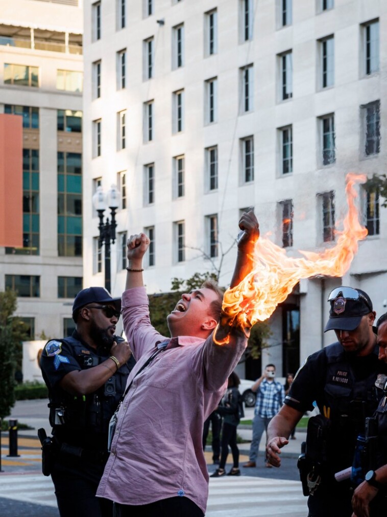 anti-israel-protester-lights-himself-on-fire-outside-of-white-house,-video-shows