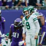 vikings-pick-off-aaron-rodgers-late-to-beat-reeling-jets-in-london,-improve-to-5-0