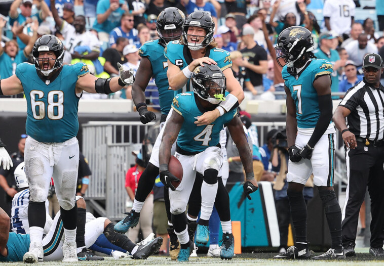 jaguars,-the-nfl’s-last-winless-team,-sneak-past-colts-after-nearly-blowing-late-14-point-lead