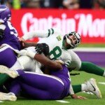 aaron-rodgers-reveals-injury-after-jets’-gut-wrenching-loss-to-vikings