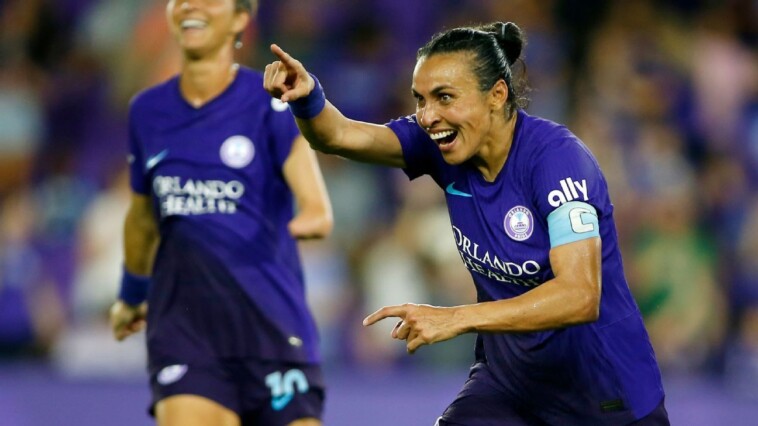 unbeaten-orlando-pride-clinch-1st-nwsl-shield