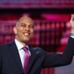 teachers-union-looks-to-tip-scale-for-democrats-to-take-back-ny-house-seat-—-with-the-goal-of-making-hakeem-jeffries-speaker