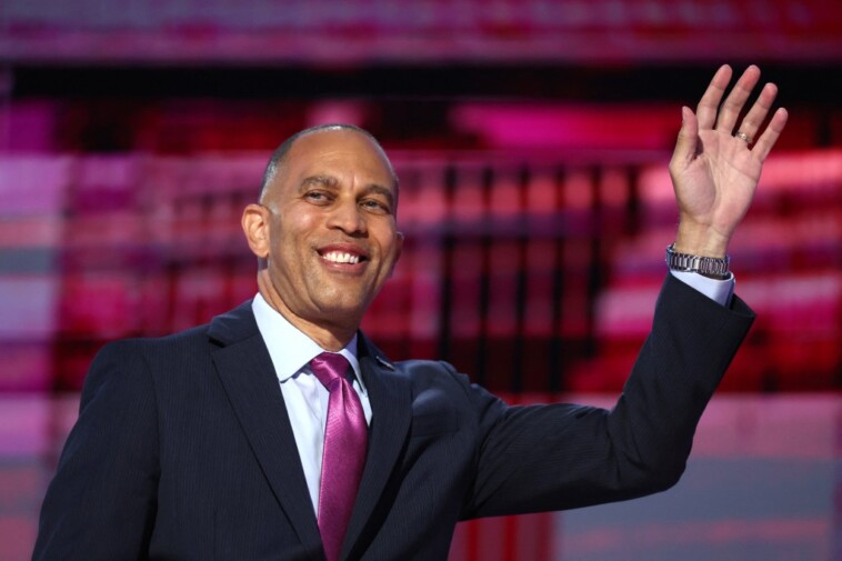 teachers-union-looks-to-tip-scale-for-democrats-to-take-back-ny-house-seat-—-with-the-goal-of-making-hakeem-jeffries-speaker