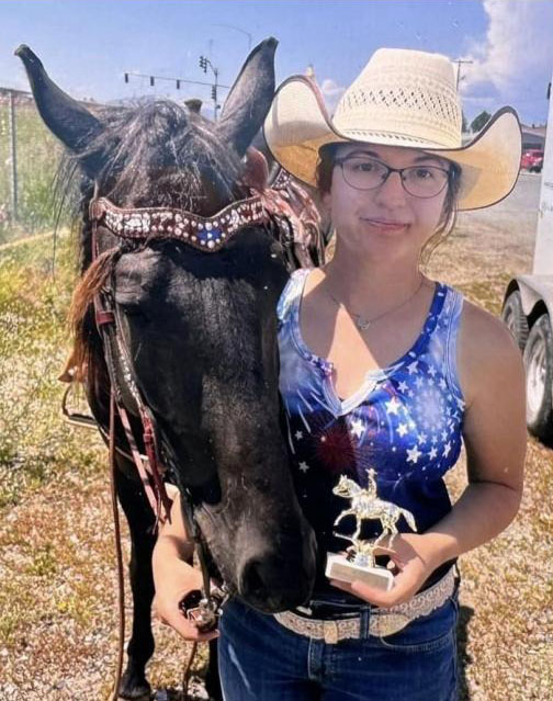 search-launched-for-missing-horseback-rider-—-but-only-her-horse-and-phone-have-been-found