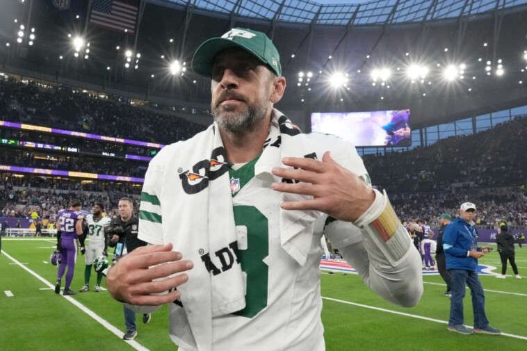 aaron-rodgers’-‘pat-mcafee-show’-appearance-pushed-back-after-jets-fire-robert-saleh