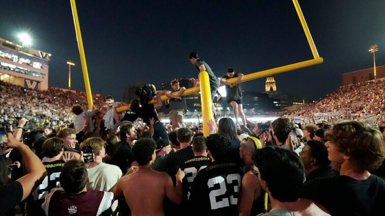 night-vision-view-from-helicopter-gives-wild-perspective-of-viral-vanderbilt-celebration-with-goalpost