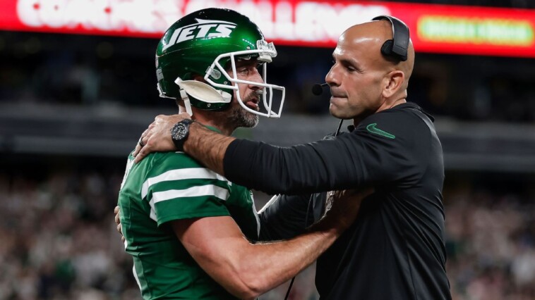 will-firing-robert-saleh-solve-the-issues-for-struggling-jets,-aaron-rodgers?