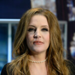 ‘it-was-too-painful-to-be-sober’:-lisa-marie-presley’s-memoir-reveals-serious-opioid-addiction