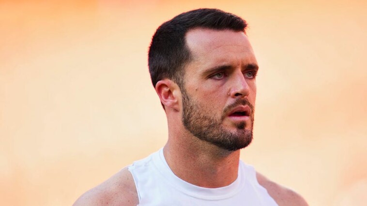 saints-qb-derek-carr-likely-sidelined-for-multiple-weeks-with-oblique-injury:-reports