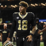 saints-rookie-qb-spencer-rattler-to-start-vs.-buccaneers-with-derek-carr-out