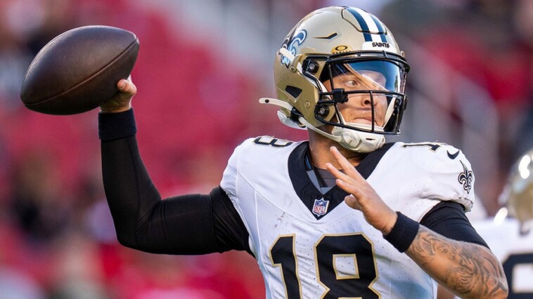 saints-announce-rookie-spencer-rattler-will-start-for-injured-derek-carr-vs.-buccaneers