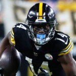 nfl-investigating-george-pickens’-explicit-message-on-eye-black-during-steelers-game:-report