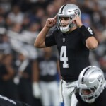 raiders-make-quarterback-change-as-davante-adams-rumors-heat-up