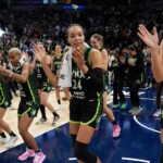 lynx-eliminate-sun-behind-napheesa-collier’s-27-points;-will-play-liberty-in-wnba-finals