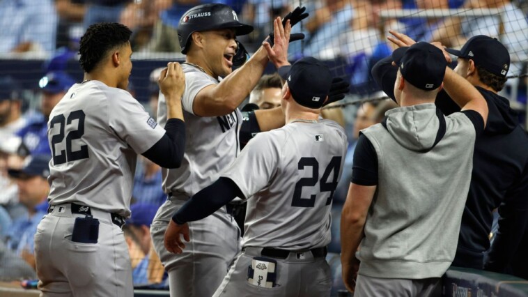 stanton-wows-with-hr,-rare-steal-as-yanks-up-2-1