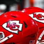 young-chiefs-fan’s-defamation-lawsuit-against-deadspin-to-move-forward