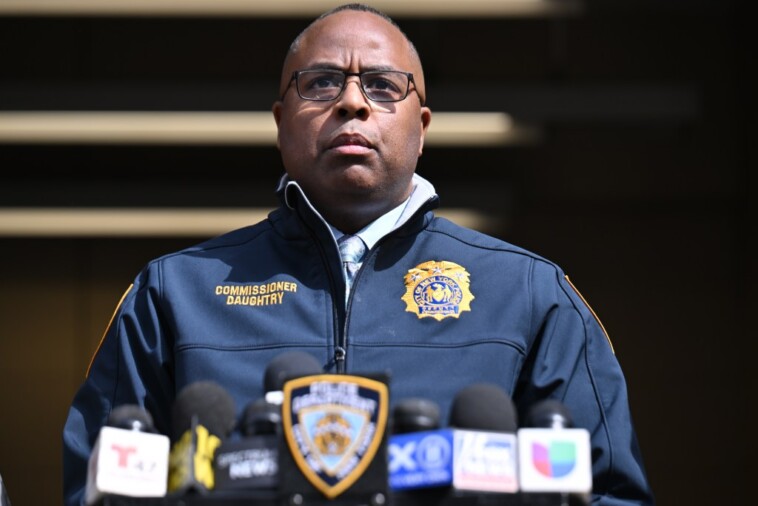 loophole-allowed-top-nypd-official-to-reap-tens-of-thousands-in-ot-despite-department-rules-barring-it