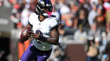 nfl-injury-tracker-week-9:-lamar-jackson-returns-to-practice,-micah-parsons-likely-out,-patriots-‘hopeful’-about-drake-maye