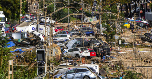 death-toll-in-spanish-floods-rises-to-158,-army-deployed-to-search-for-missing