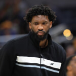 sixers’-joel-embiid-balks-at-notion-that-he-doesn’t-want-to-play-through-knee-injury