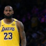 ‘you-should-be-ashamed’:-fans-blast-lebron-for-‘stitched-together’-endorsement-of-kamala-harris