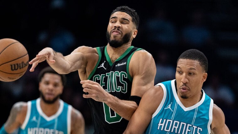 former-celtic-ejected-for-hitting-jayson-tatum-in-open-court-‘like-ray-lewis’