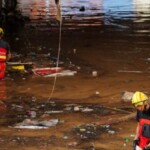 spain-to-send-10,000-soldiers-and-police-to-valencia-after-deadly-floods