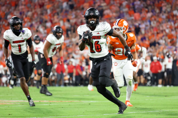 no.-11-clemson-takes-first-acc-defeat,-as-lackluster-offense-leads-to-33-21-loss-to-louisville