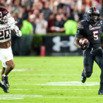 south-carolina-upsets-no.-10-texas-a&m-to-further-tighten-sec-title-game-race