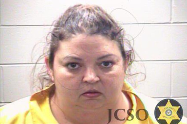 miss.-mom-arrested-after-10-year-old-daughter-od’s-in-suicide-pact-she-made-with-her