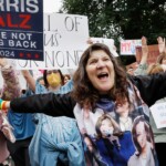 abortion-supporters-at-women’s-march-in-boston-turn-out-in-droves-to-support-harris-presidency