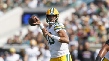 lions-vs.-packers-prediction:-nfl-week-9-odds,-picks,-bets