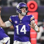 vikings-defense-swarms-joe-flacco,-colts-on-way-to-dominant-win-at-home