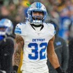 lions’-brian-branch-ejected,-flips-middle-finger-to-packers-fans-after-throwing-illegal-hit