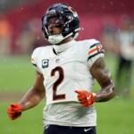 bears’-dj-moore-walks-off-field-in-middle-of-play-as-team-drama-festers