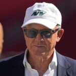 jets-owner-woody-johnson-tees-off-on-democrats-for-rhetoric-against-trump,-his-supporters