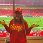 patrick-mahomes’-mother,-randi,-endorses-trump-at-chiefs-game:-‘let’s-do-it!’