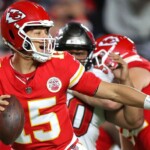 chiefs-survive-ot,-mahomes-injury-scare-to-beat-bucs